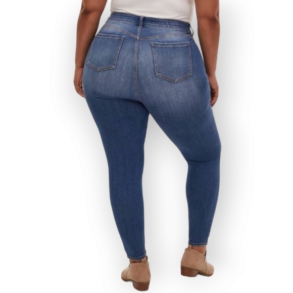 Torrid Premium Sky High Skinny Distressed Jeans Size 12R - Picture 2 of 14